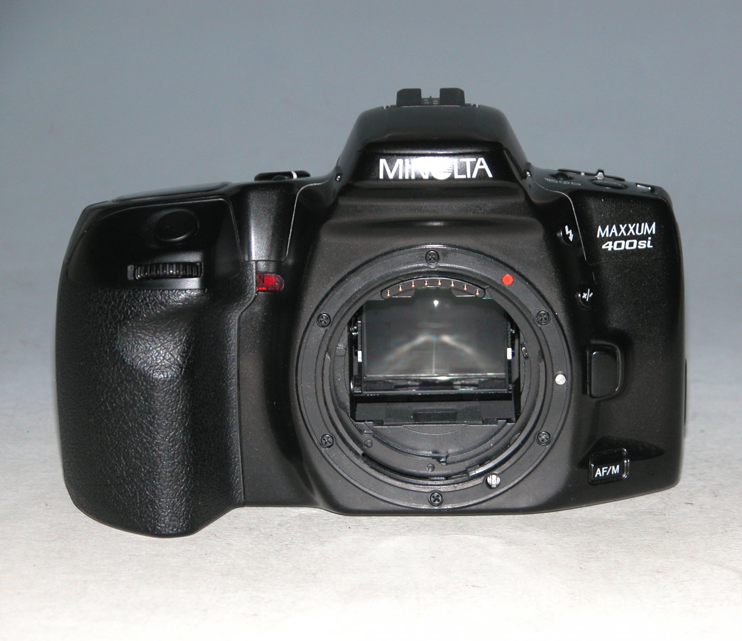 Minolta Maxxum 400xi Date 35mm SLR Film Camera (Body Only) #8567