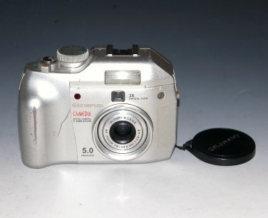 Olympus CAMEDIA C-5000 Zoom 5.0MP Digital Camera #5238