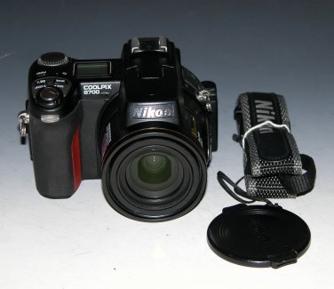 Nikon COOLPIX 8700 8.0MP Digital Camera #2247