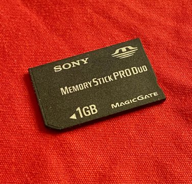 Sony MSX-M1GST 1GB Memory Stick PRO DUO Flash Media (Japan)
