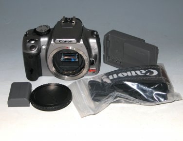 Canon EOS Digital Rebel XT / EOS 350D 8.0MP Digital SLR Camera (Body Only) #3593