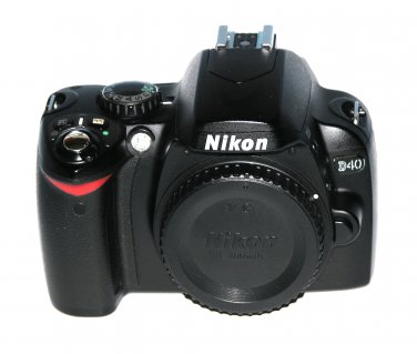 Nikon D40 6.1MP Digital SLR Camera (Body Only - Shutter Count 8684) #1337