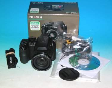 Fujifilm FinePix S3280 14.0MP Digital Camera - Black #1427