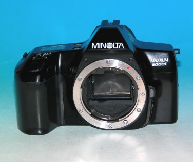 Minolta Maxxum 3000i 35mm SLR Film Camera (Body Only) #1194