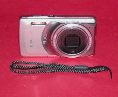 Reconditioned - Olympus Stylus 7010 12.0MP Digital Camera - Silver #1322