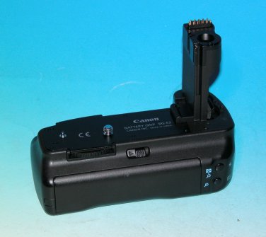 Canon BG-E2 Battery Grip for EOS 20D 30D Digital SLR Cameras