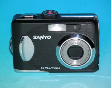 Sanyo Xacti VPC-603 6.0MP Digital Camera - Black #5128