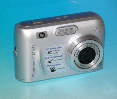 HP Photosmart M447 5MP Digital Camera  #10GQ
