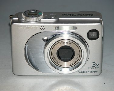 Sony Cyber-shot DSC-W1 5.1MP Digital Camera - Silver #7427