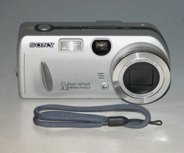 Sony Cyber-shot DSC-P52 3.2MP Digital Camera - Silver #3199