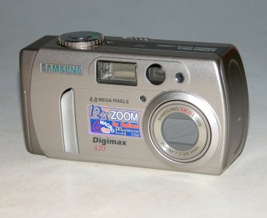 Samsung Digimax 420 4.0MP Digital Camera #8929