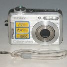 Sony Cyber-shot DSC-S700 7.2MP Digital Camera - Silver #6847 Sony Cyber-shot DSC-S700 7.2MP Digital Camera - Silver #6847