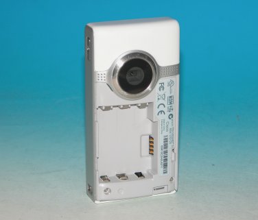 Cisco Flip UltraHD U32120 8GB 2 Hours Video Camera (3rd Generation) - White #6371