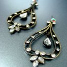 Antique Clear Crystals Dangle Earrings 1E0805667