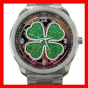 Rub For Luck Clover Casino Fun Silvertone Sports Metal Watch 208
