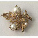 Vintage Signed AVON Gold-tone ACORN & Oak Leaf Brooch Pin w/ Faux Pearls / Pendant
