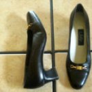 VTG. SELBY BLACK DISTRESSED LEATHER JEWELED DRESS SHOES