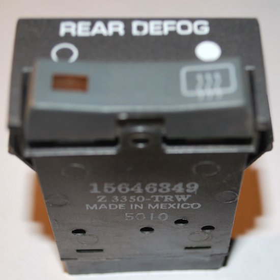 REAR WINDOW DEFOGGER SWITCH CHEVROLET GMC PICKUP 1994 1993 1992 1991 1990