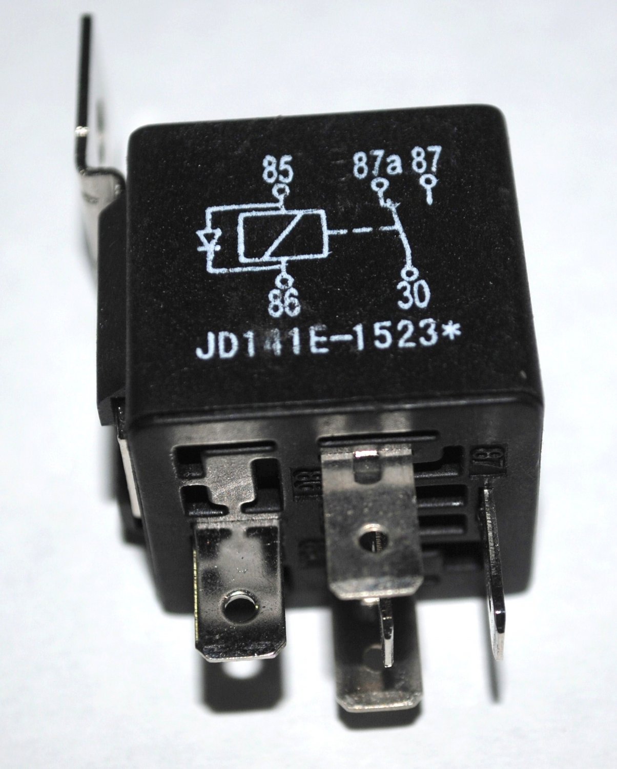 1987 VOLVO 240GL 240DL 244 245 FOG LIGHT RELAY RY264 VOLVO 13240700 872300