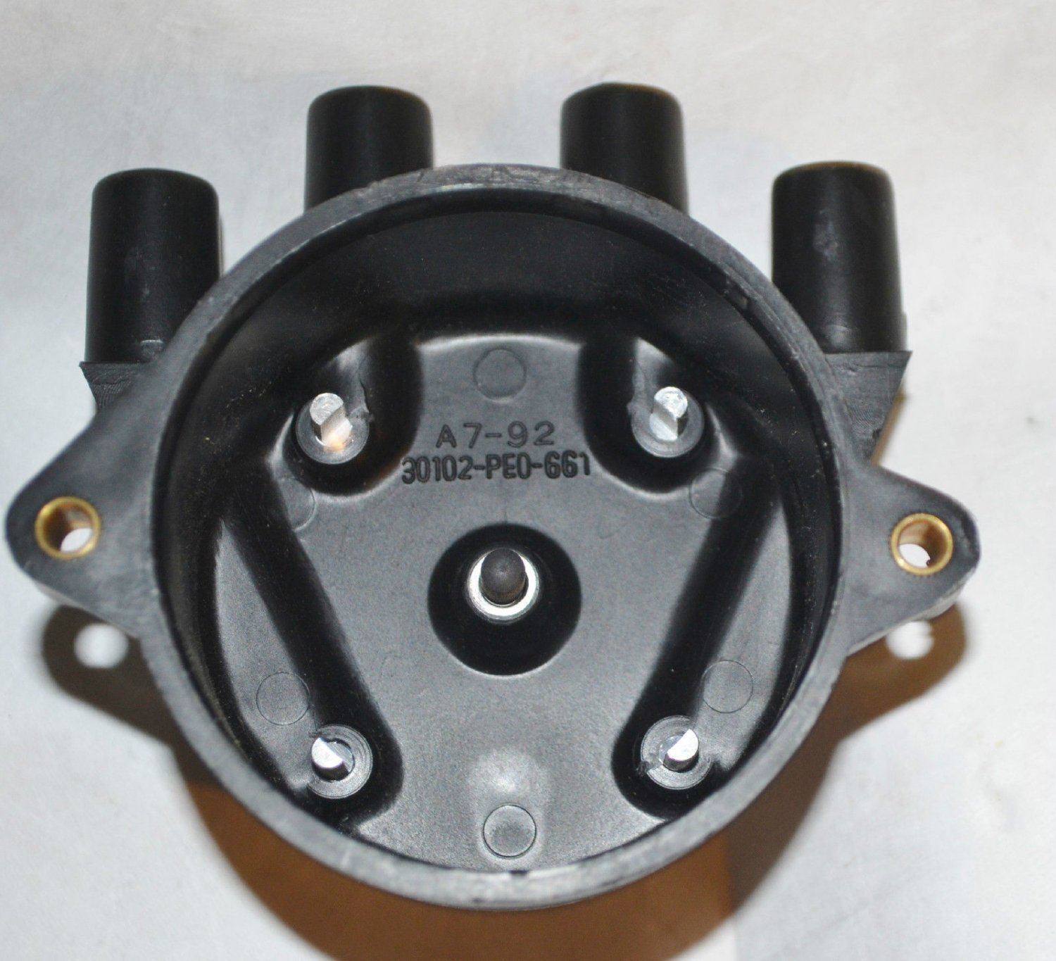 DISTRIBUTOR CAP HONDA CIVIC 1985 1986 1987 1987 HONDA CRX 1985 1986 1987