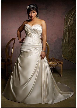 x #B2013 - Plus Size Wedding Gowns