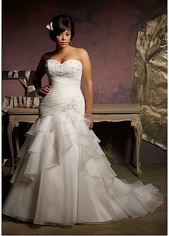 Style #B2016 Custom Plus Size Wedding Gowns