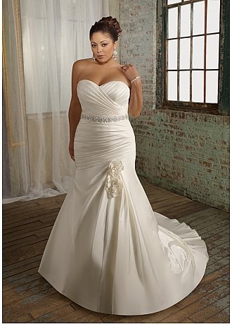 x #B2019 - Lace Plus Size Wedding Gowns