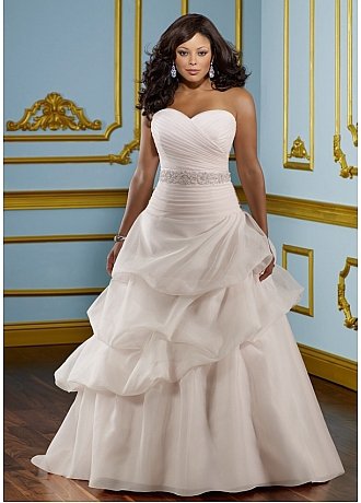 x #B2023 - Custom Bridal Gowns for Plus Size Women