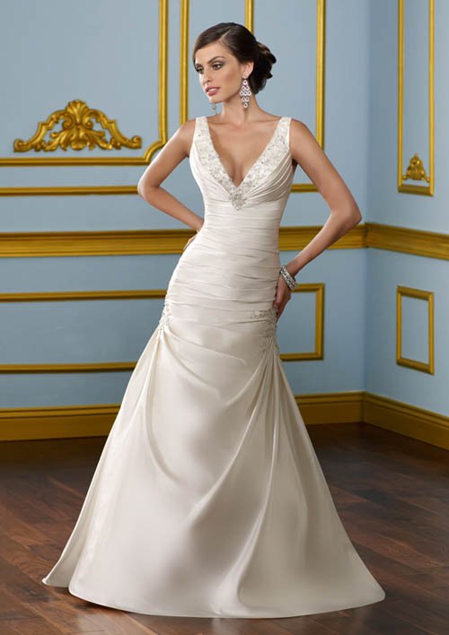 #530812F x V neck Wedding Dresses, Fitted Bridal Gowns