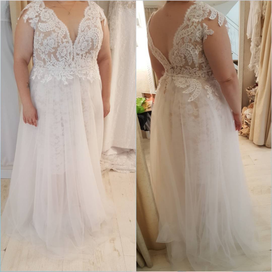 #21ce - Sheer back plus size wedding dresses -