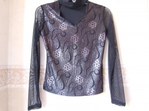 EVENING BLACK BLOUS SIZE S