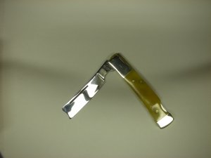 Razor Lock Folder in Yellow