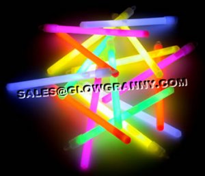 25 6" Glow Sticks