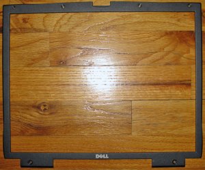 DELL LATITUDE C800 C810 C840 15" LCD SCREEN BEZEL 4C895