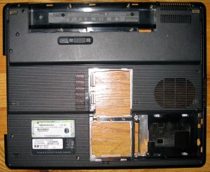 COMPAQ PRESARIO M2000 LAPTOP BOTTOM CASE W/ COA 382399