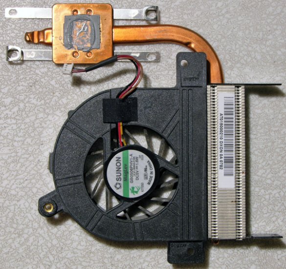 TOSHIBA SATELLITE A135 CPU HEATSINK & FAN DFS451205M10T