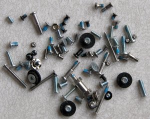 APPLE MAC POWERBOOK G4 15" 1.5GHz COMPLETE SCREW SCREWS
