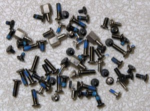 OEM DELL LATITUDE D610 COMPLETE LAPTOP SCREW SCREWS SET