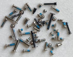 MAC APPLE BLACK MACBOOK 13.3" COMPLETE SCREWS SCREW SET