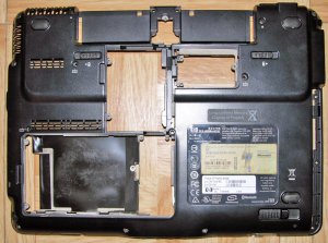 HP PAVILION TX1000 SERIES TABLET BOTTOM BASE CASE w/ COA 441137-001