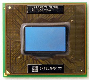 GENUINE IBM INTEL PENTIUM II 366MHz LAPTOP COU PROCESSOR IC CHIPSET i990 SL3HL