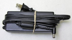 GENUINE OEM SONY VAIO PCG-AC19V1 VGP-AC19V15 Z505 R505 AC ADAPTER CHARGER 19.5V
