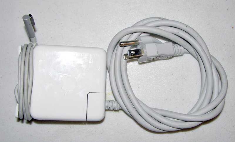 GENUINE OEM MAC APPLE MACBOOK / AIR 65W MAGSAFE POWER ADAPTER MODEL No ...