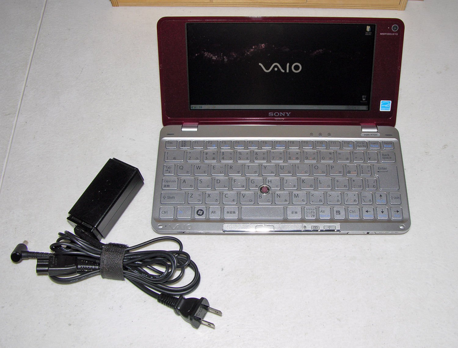 Sony Vaio Vgn P70h P Series Lifestyle Umpc Intel Atom 1 33ghz 60gb Hdd 2gb Ram