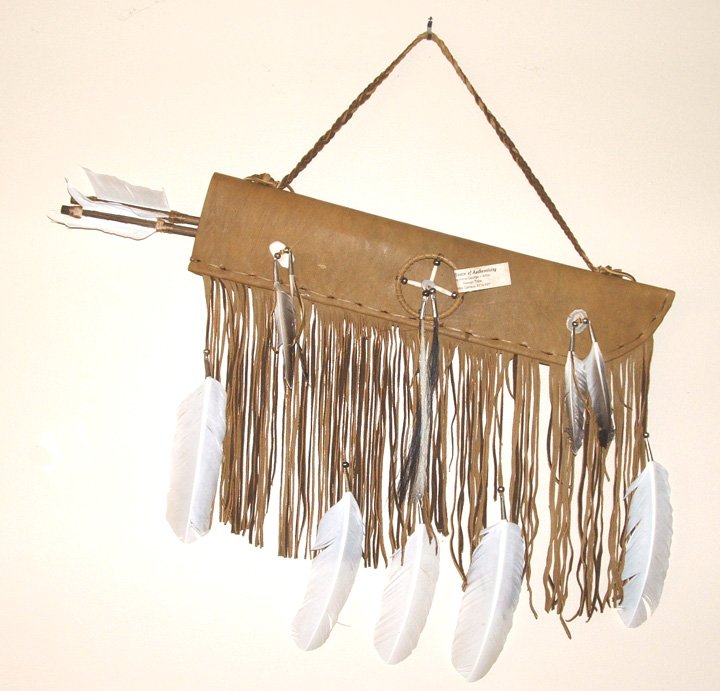 Native American Indian Made Leather Quiver with 2 Arrows Navajo Item 01