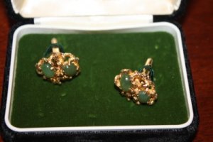 VINTAGE SOLID 14 KT GOLD & JADE CUFFLINKS c.1950 13g.