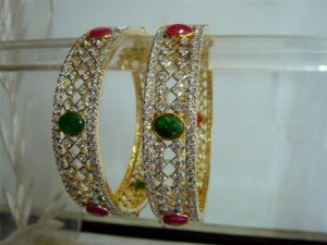 solitaire ruby emerald cz twotone pendant earing jewelery set