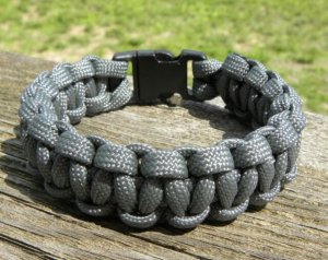9 Inch Gray Paracord Bracelet