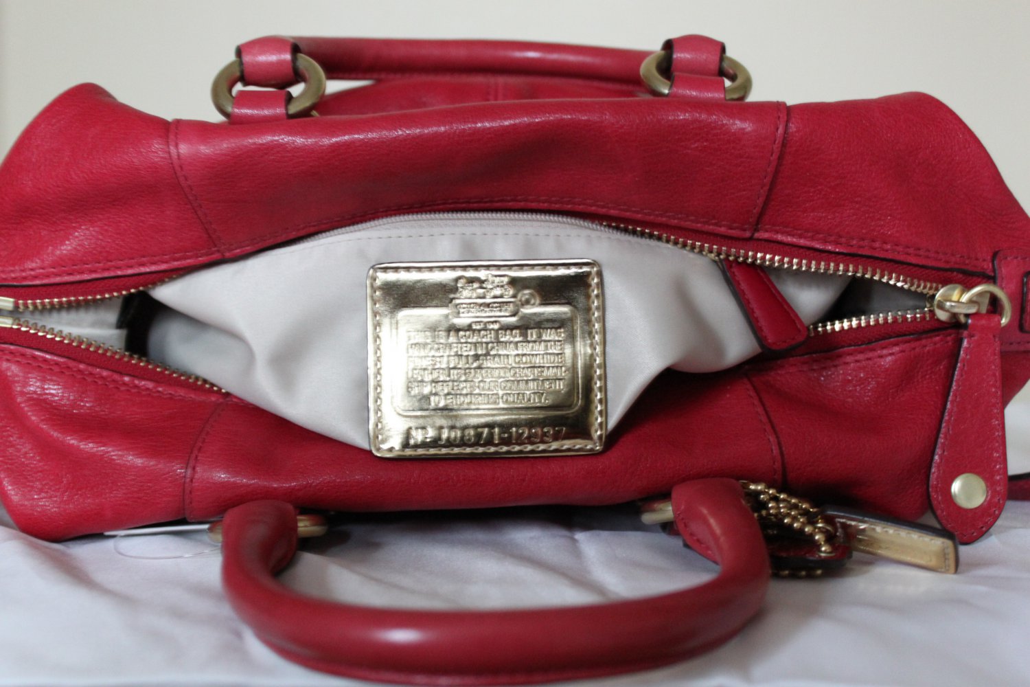 Handbag Cherry | Convertible Shell Crossbody in Navy with Red Cherries
