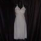 Lady Lynne White Vintage Whole Slip Size 34 Nylon, rayon, polyester full slip (S L A)